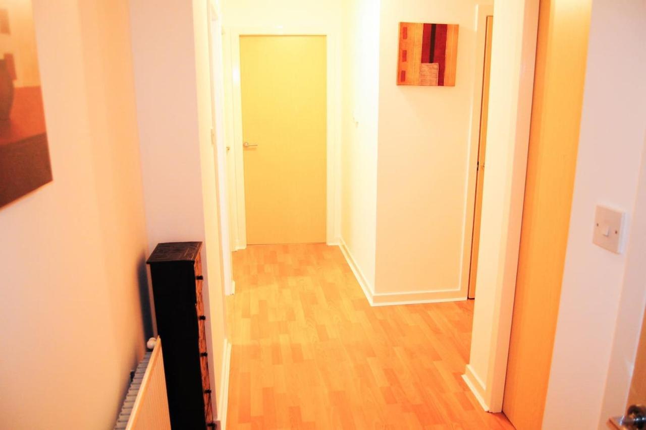 New Glasgow Family Home - Private Parking Zewnętrze zdjęcie